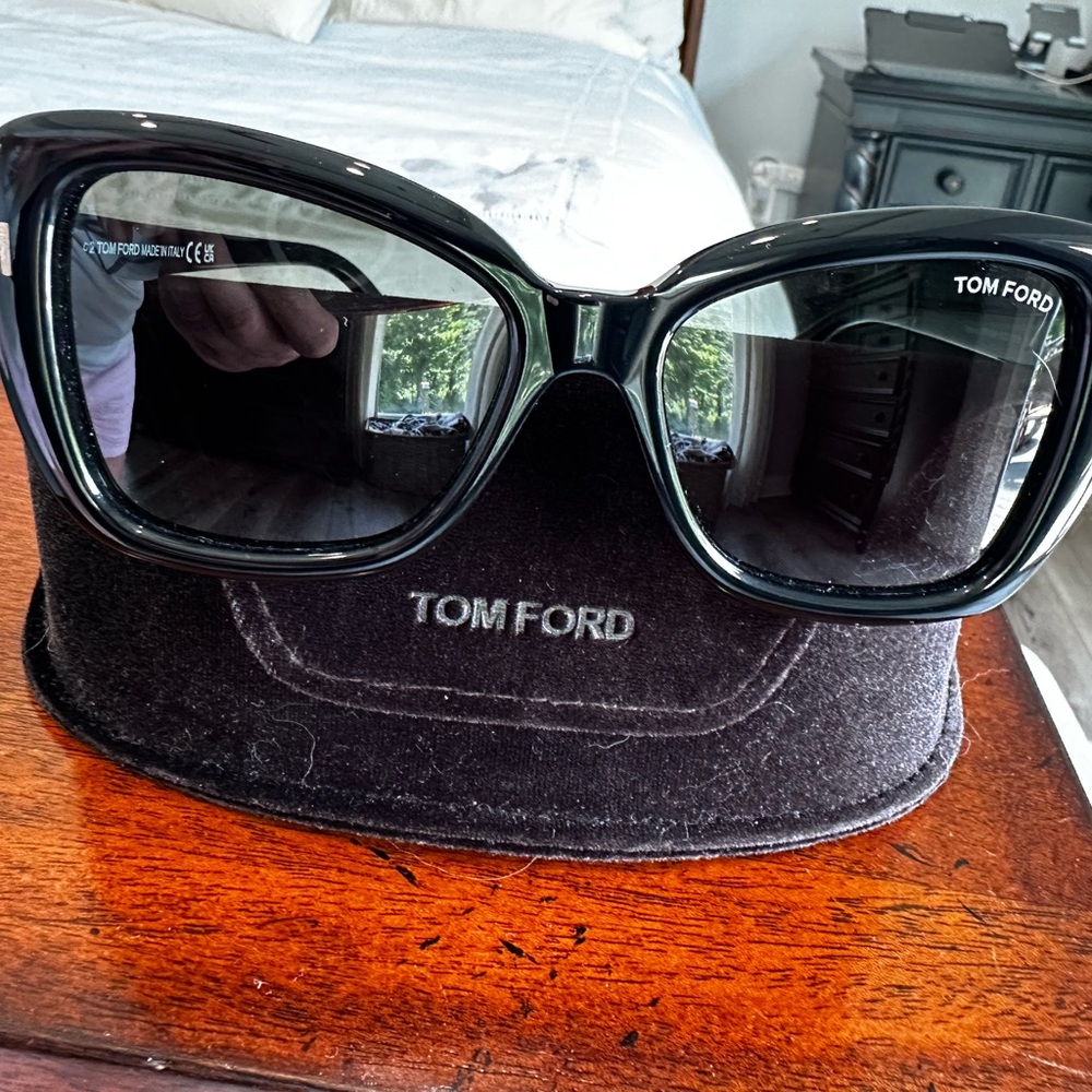 Tom Ford Glossy Black Women's Sunglasses
